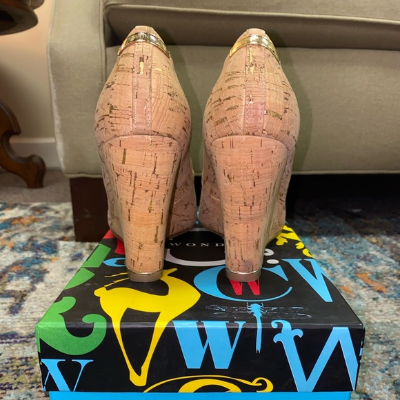 EUC C. Wonder Margot 3 Wedge - Picture 3 of 6